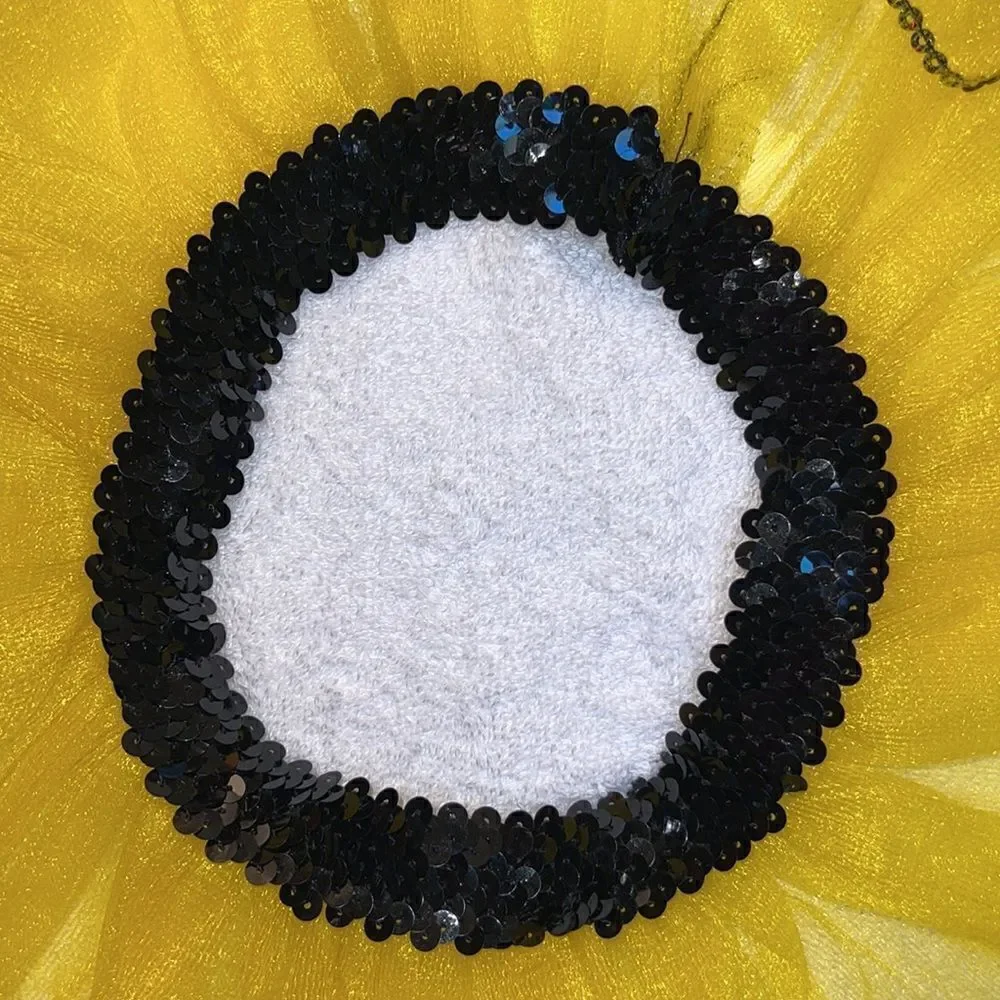 🌻 3/20 Dress up skirt with black sequin elastic waist and trim.  One size.